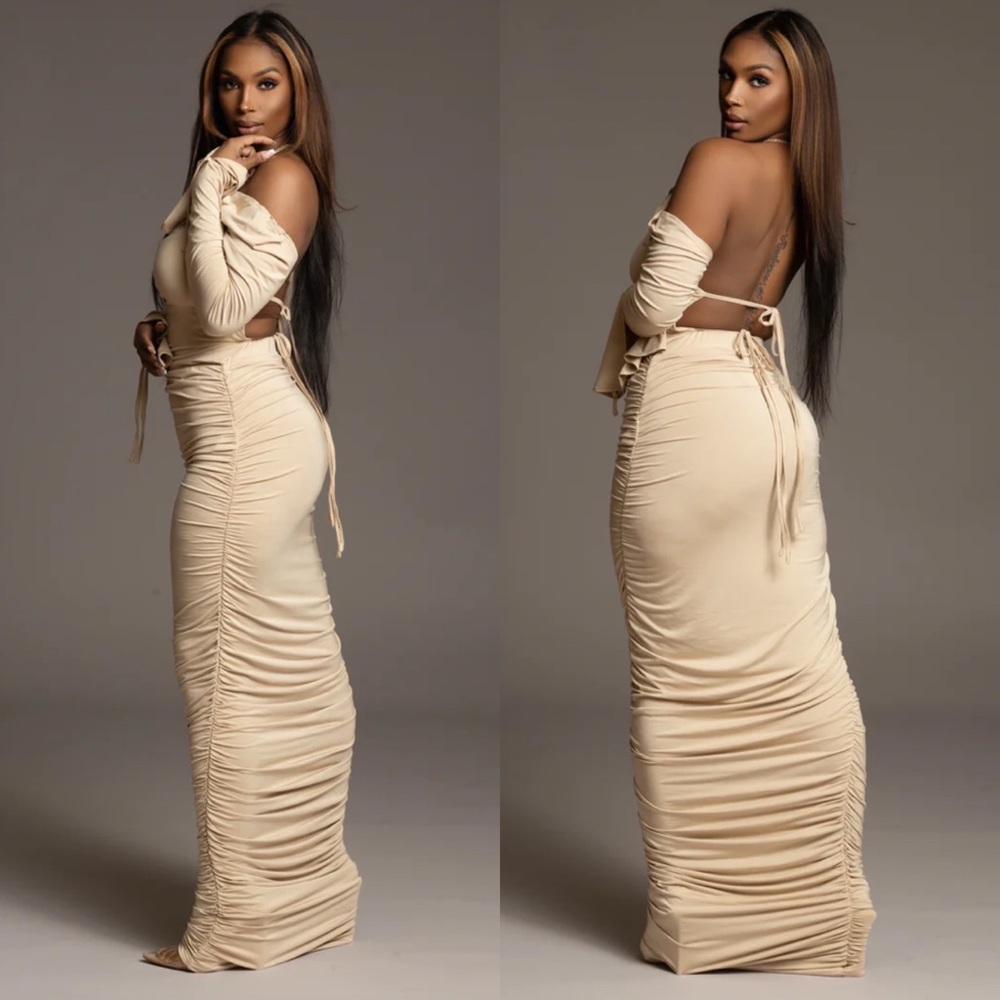 Irregular Exposure Two Piece Nude Set Gem